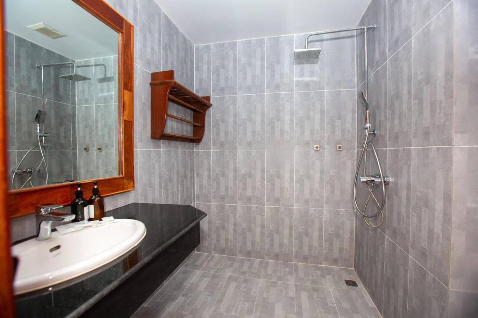 Sky View Hotel Бурирам Экстерьер фото