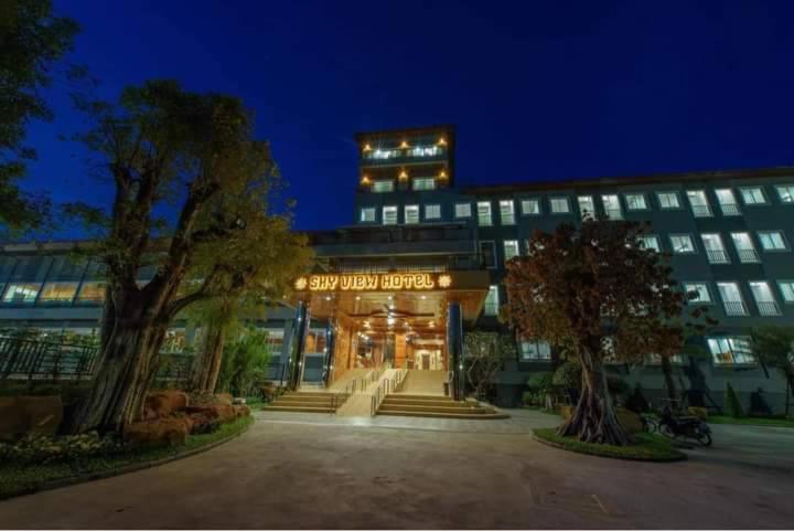 Sky View Hotel Бурирам Экстерьер фото
